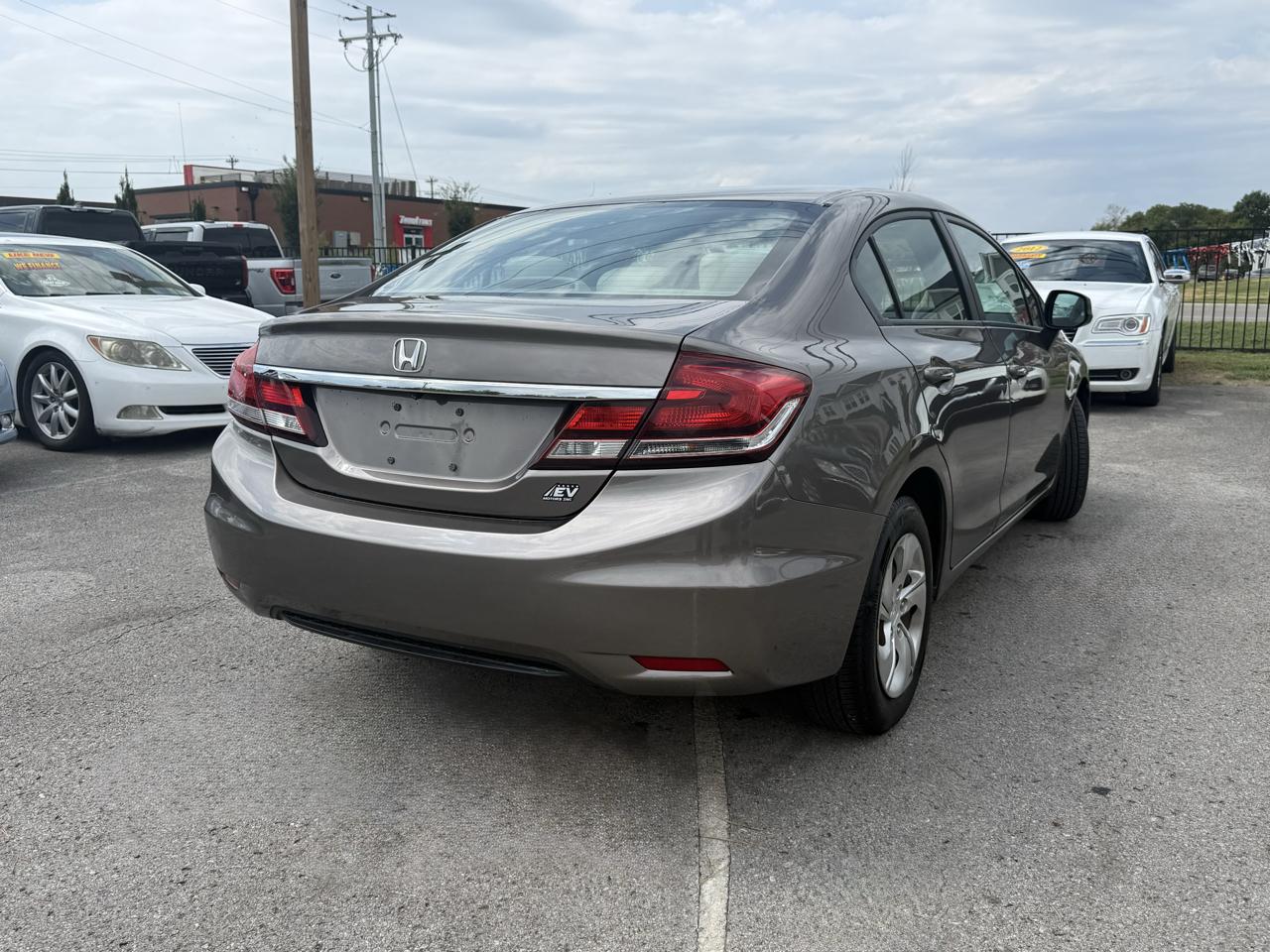 Honda Civic LX Sedan 5-Speed AT 2013