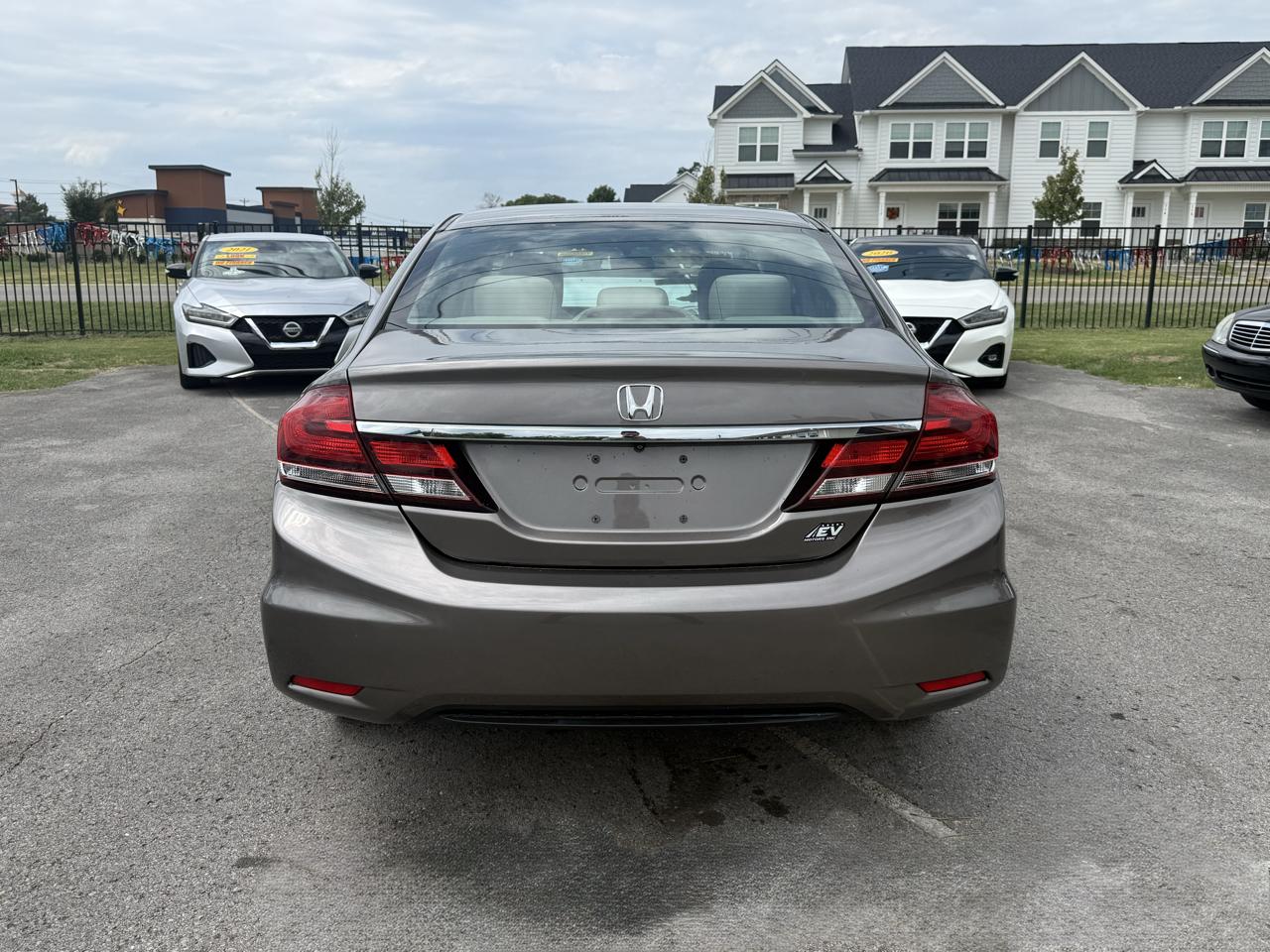 Honda Civic LX Sedan 5-Speed AT 2013
