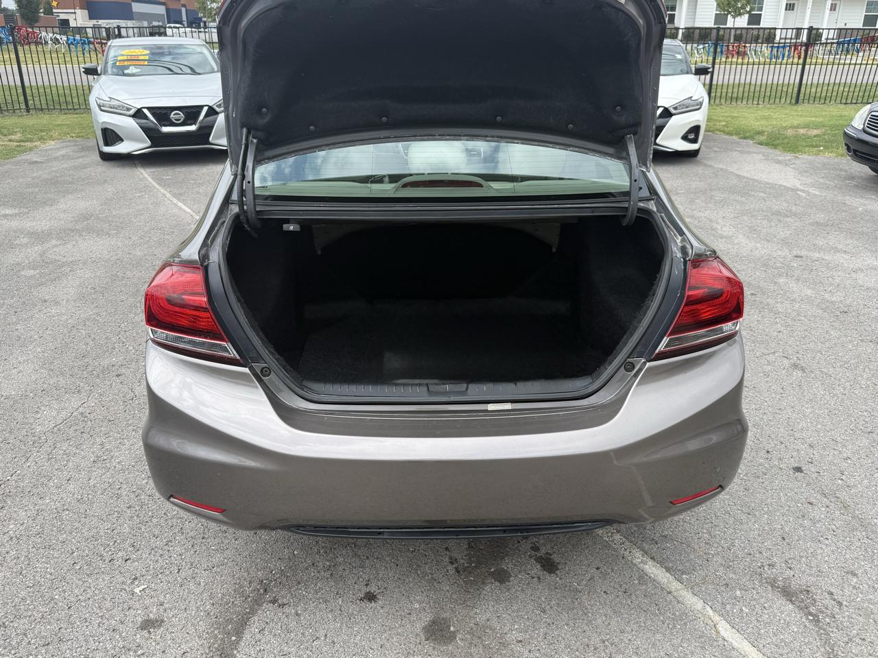 Honda Civic LX Sedan 5-Speed AT 2013