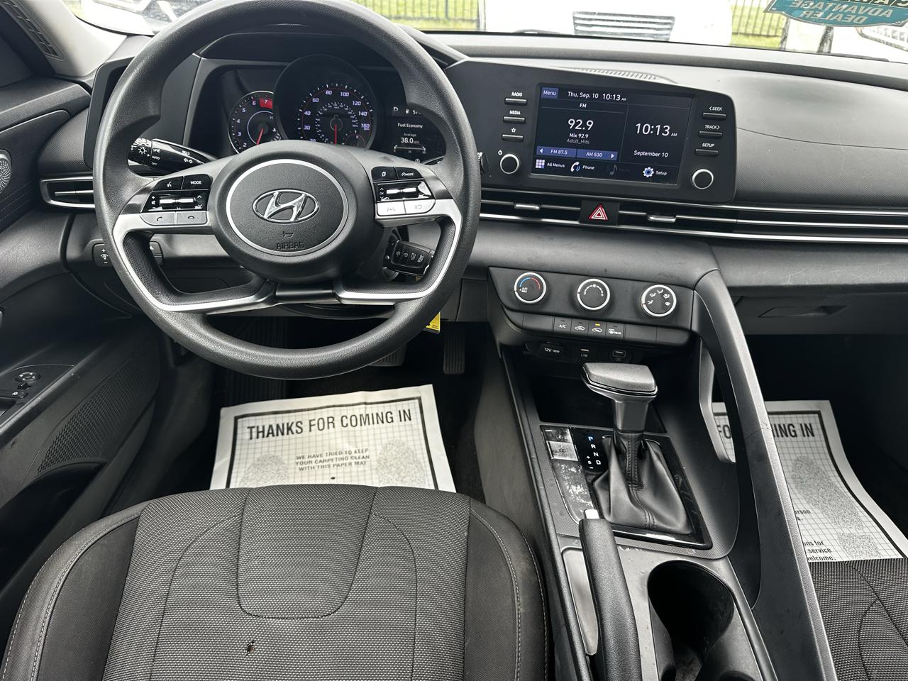 Hyundai Elantra SE 2022