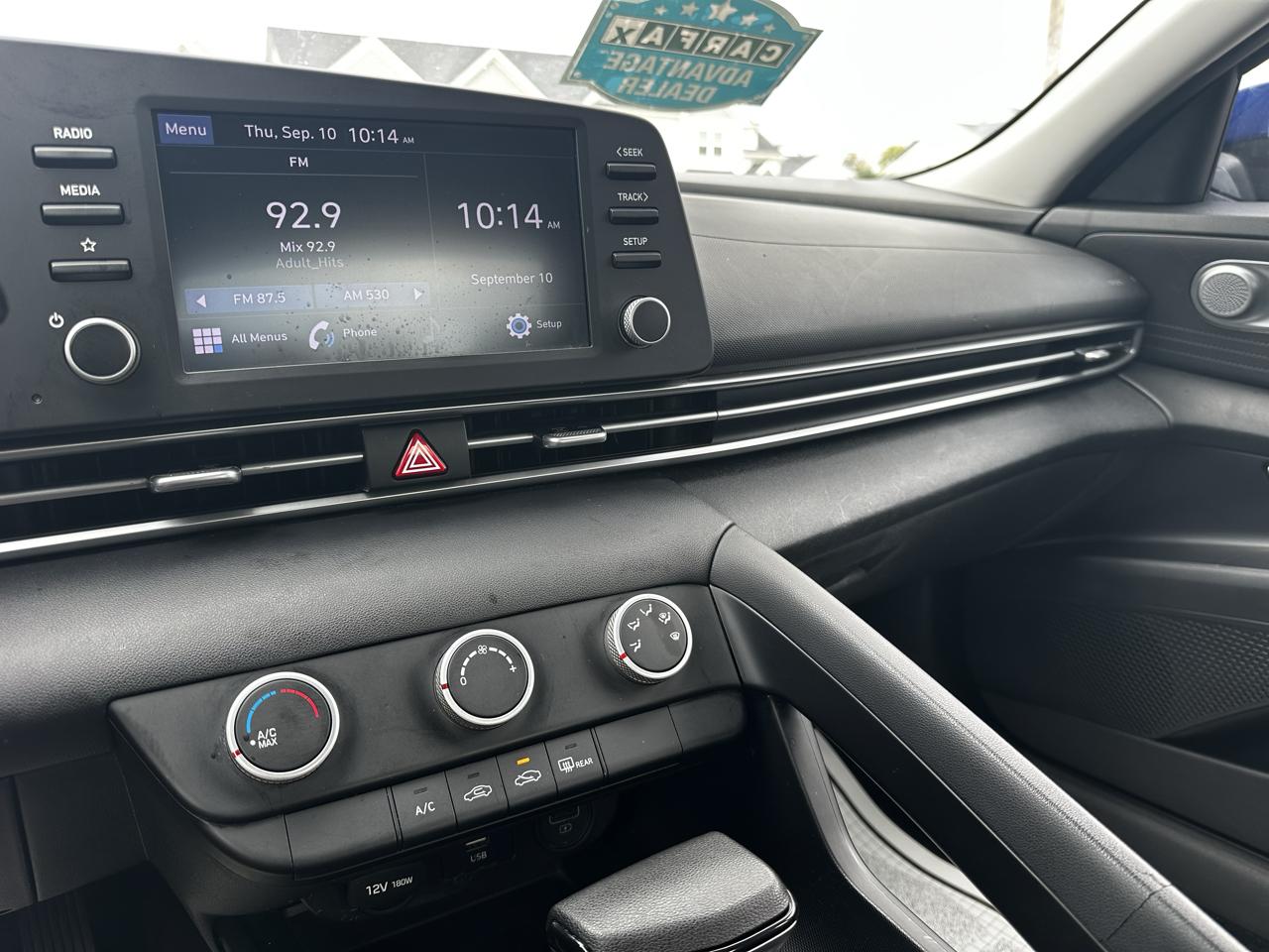 Hyundai Elantra SE 2022