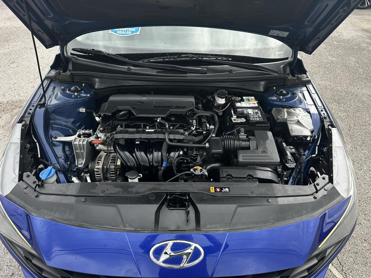 Hyundai Elantra SE 2022