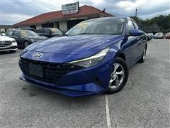 2022 Hyundai Elantra 