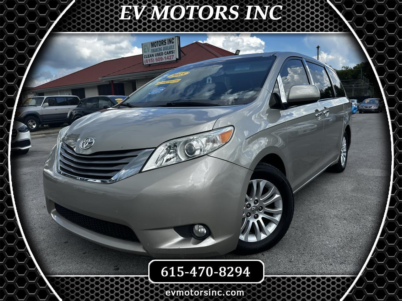 Toyota Sienna XLE FWD 8-Passenger V6 2015