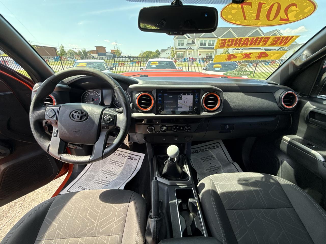 Toyota Tacoma TRD Sport Double Cab 5' Bed V6 4x4 MT (Natl) 2017