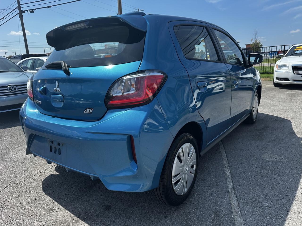 Mitsubishi Mirage ES CVT 2024