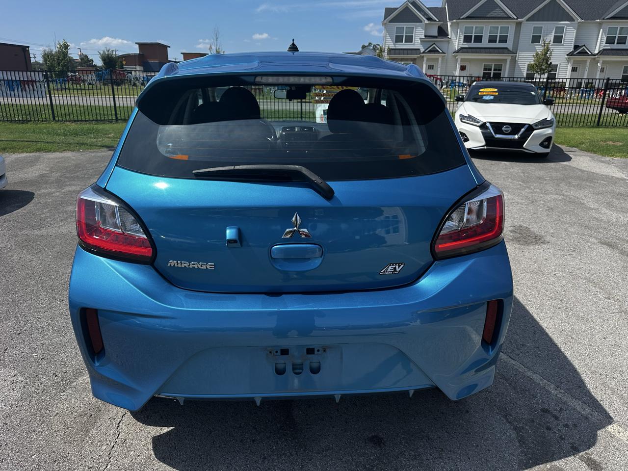 Mitsubishi Mirage ES CVT 2024