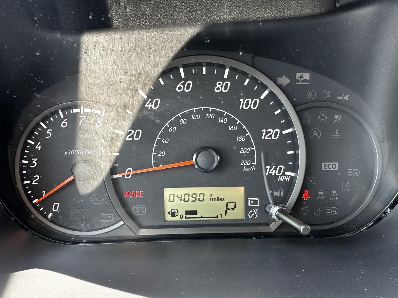 Mitsubishi Mirage ES CVT 2024