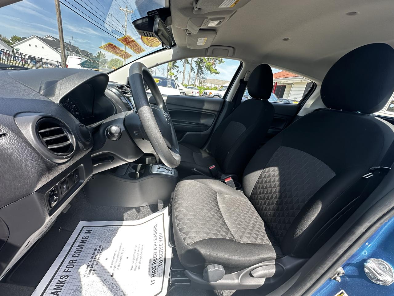 Mitsubishi Mirage ES CVT 2024