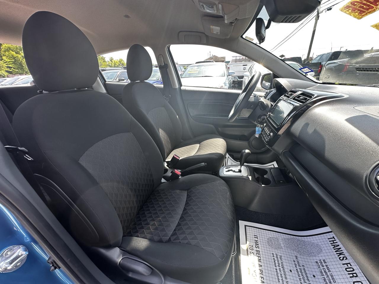 Mitsubishi Mirage ES CVT 2024