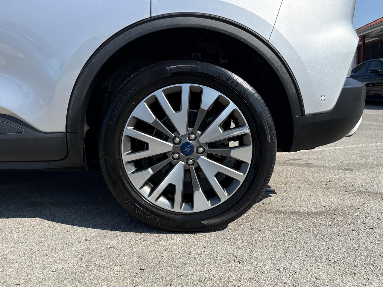Ford Escape Titanium 4WD 2020
