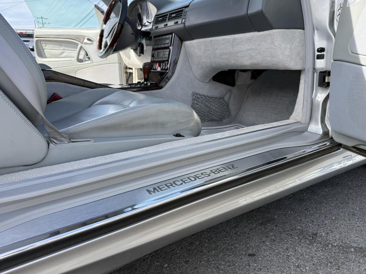 Mercedes-Benz SL-Class SL600 2000