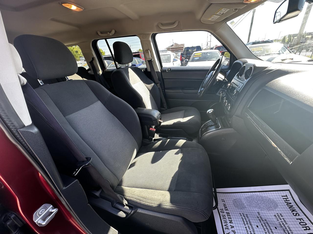 Jeep Patriot Latitude 2WD 2017