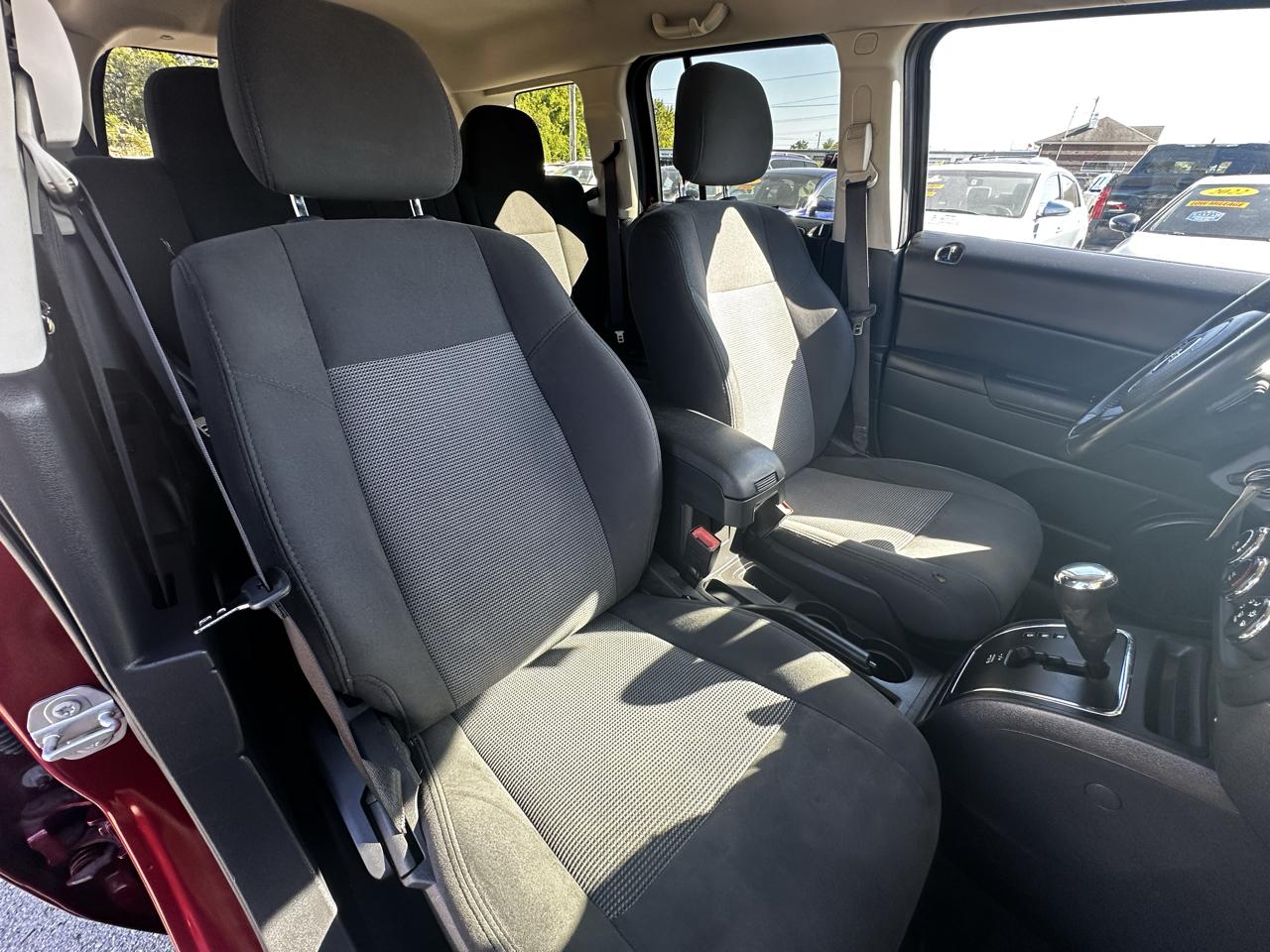 Jeep Patriot Latitude 2WD 2017