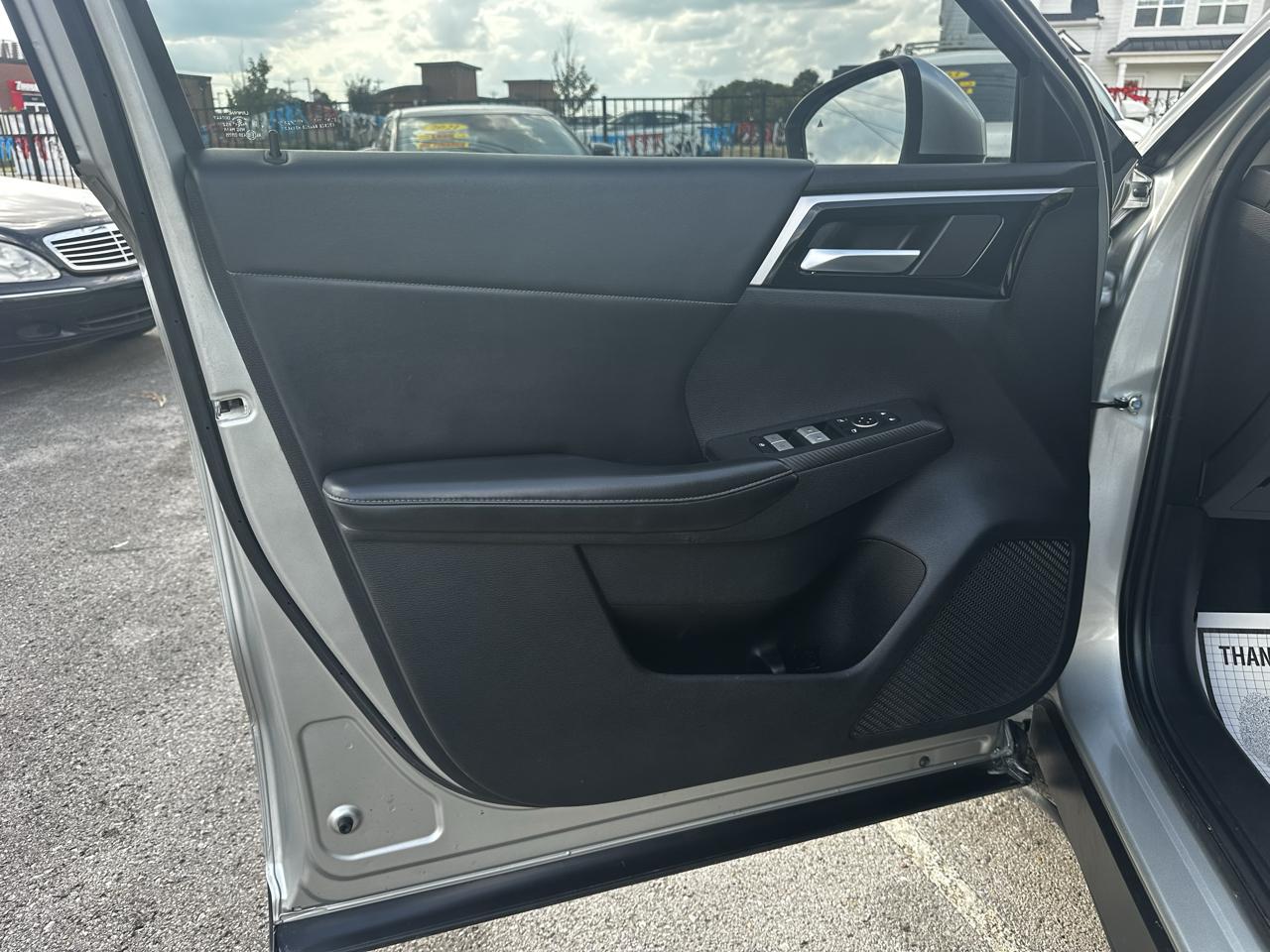 Mitsubishi Outlander SE 4WD 2022