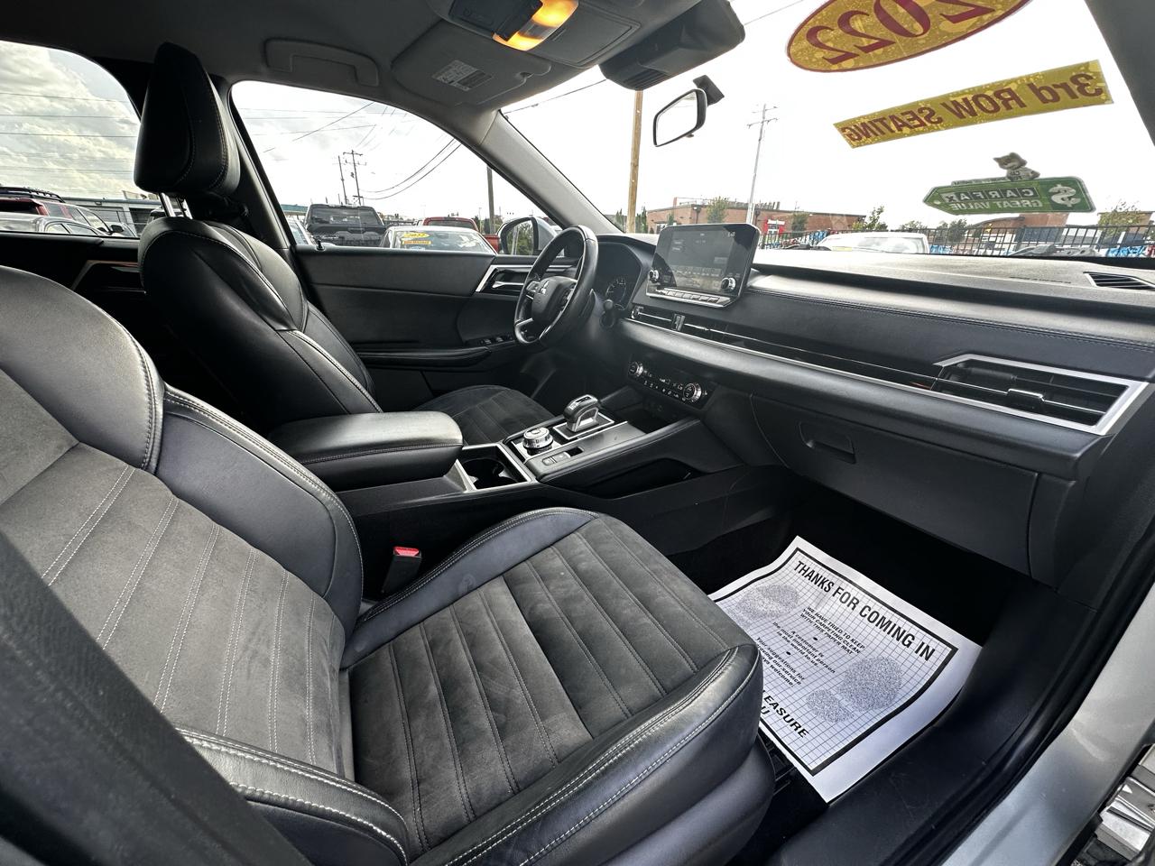 Mitsubishi Outlander SE 4WD 2022
