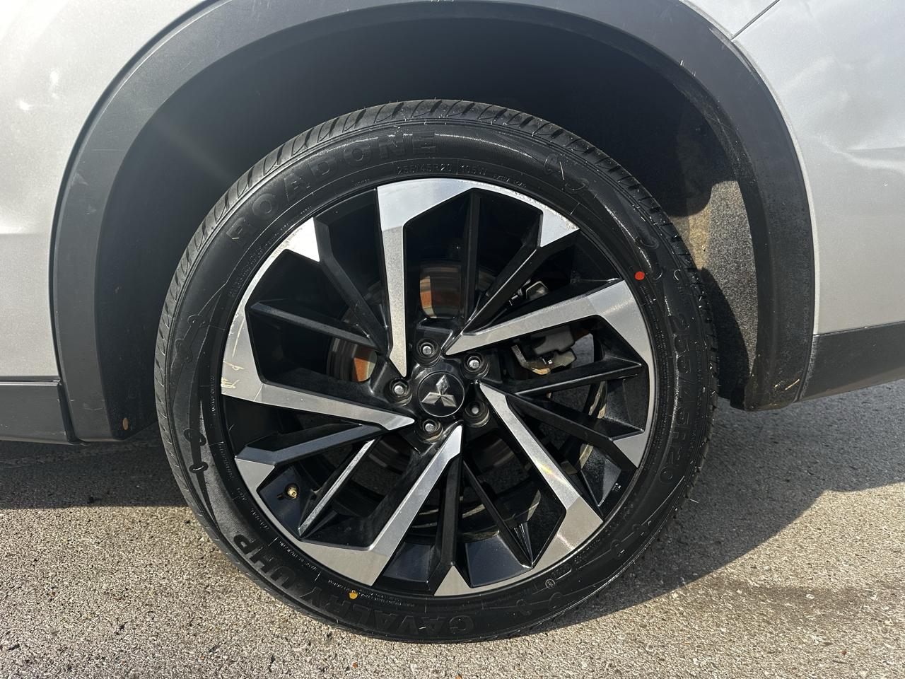 Mitsubishi Outlander SE 4WD 2022