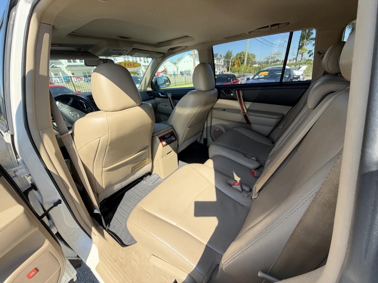 Toyota Highlander Limited 4WD 2013