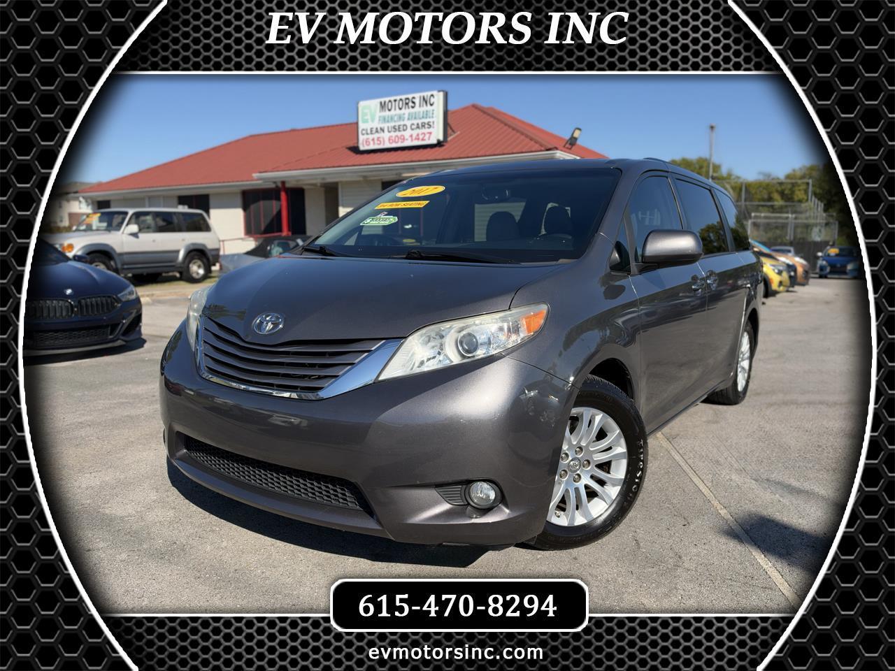 Toyota Sienna Limited Premium 7-Passenger 2017