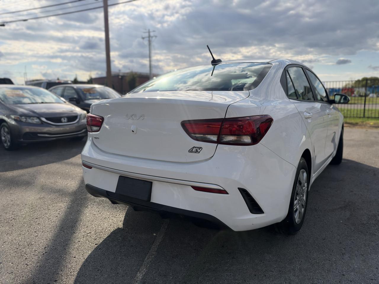 Kia Rio LX 2022