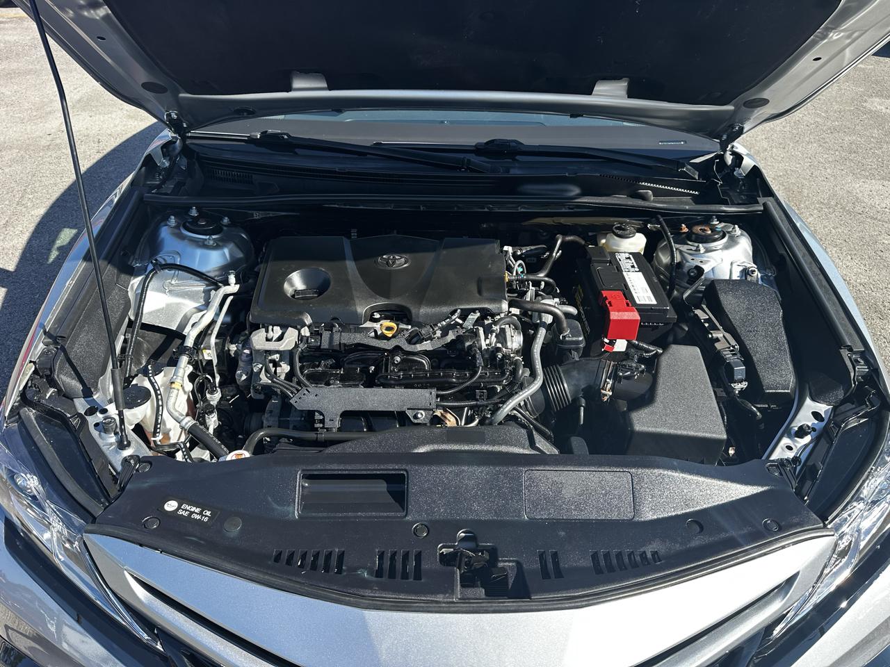 Toyota Camry SE 2021