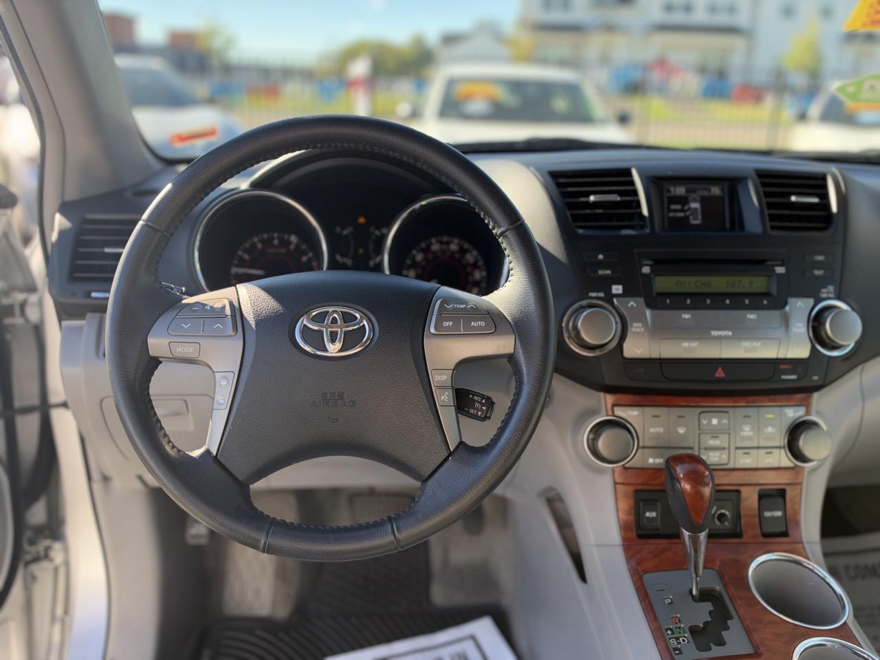 Toyota Highlander Limited 2WD 2008