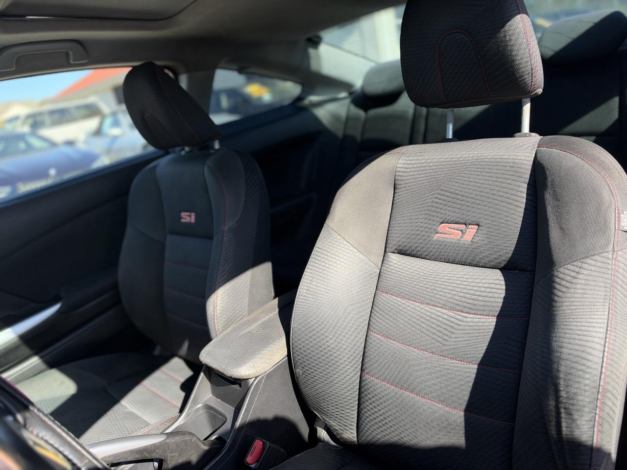 Honda Civic Si Coupe 6-Speed MT 2012