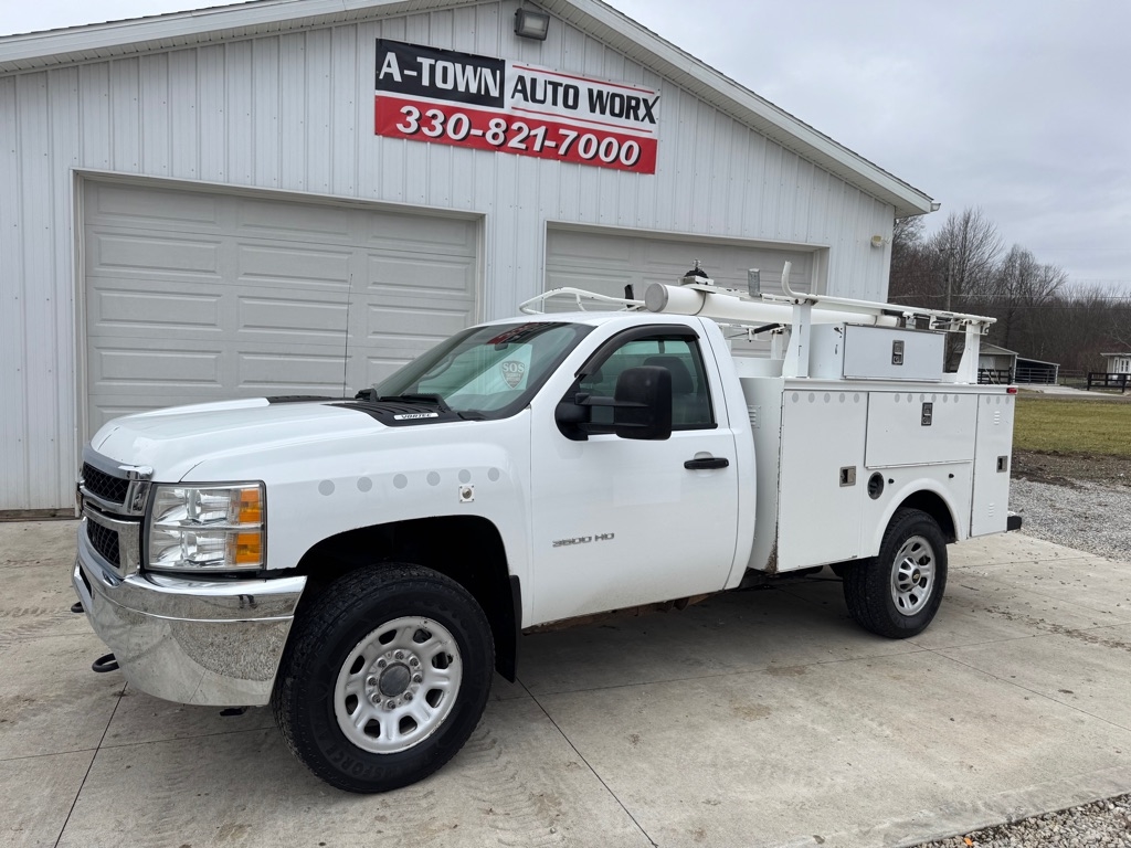 2013 Chevrolet Silverado 3500 Chassis Cab Work Truck's photo