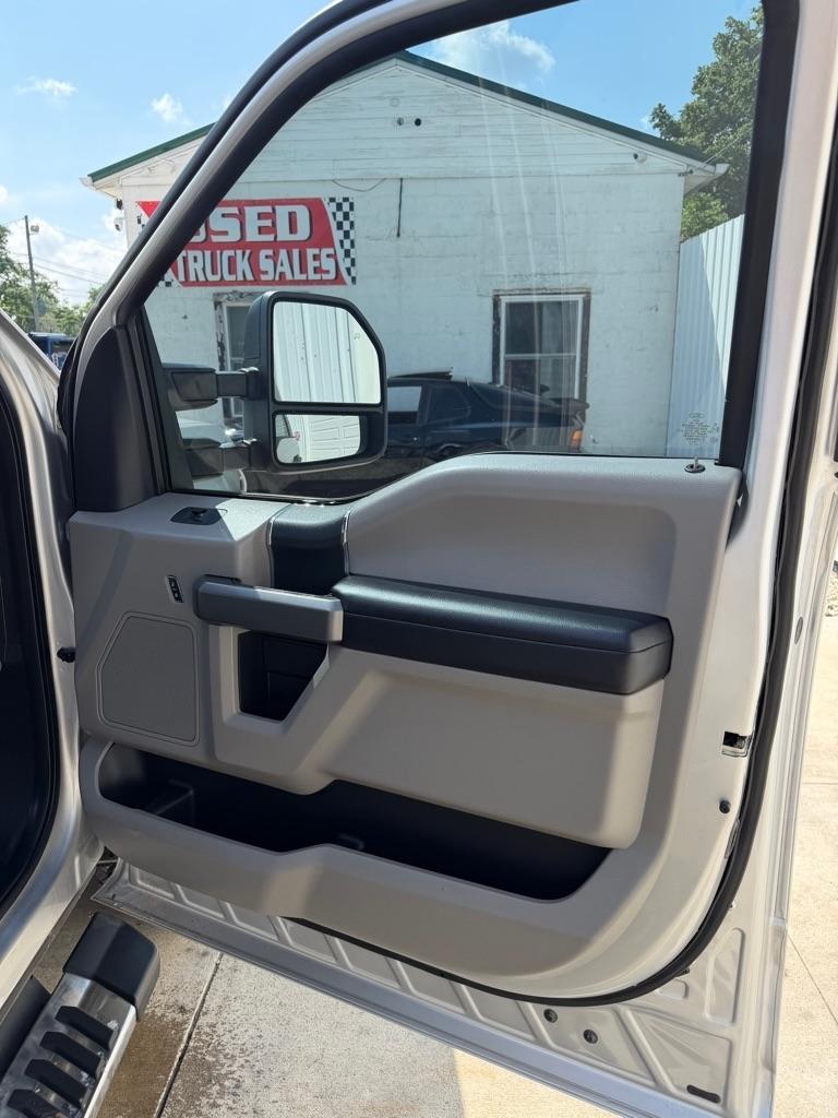2017 Ford F-250 Super Duty XLT - Photo 19