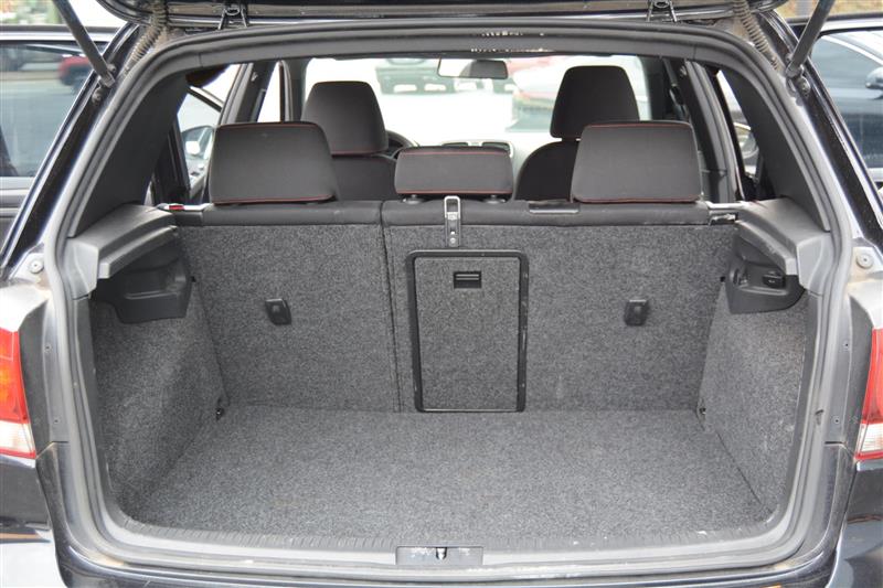 Volkswagen GTI  2013