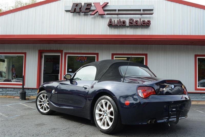 BMW Z4  2006 BMW Z4  2006