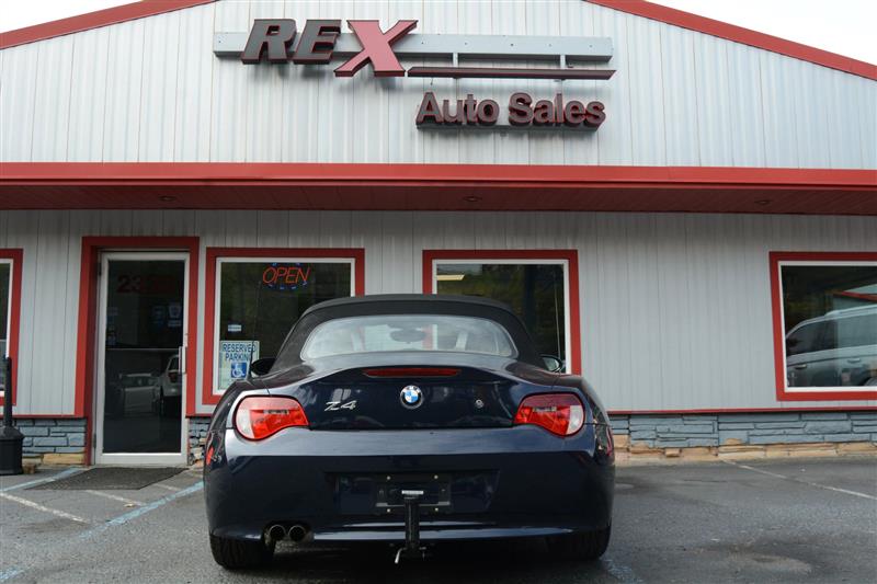 BMW Z4  2006 BMW Z4  2006