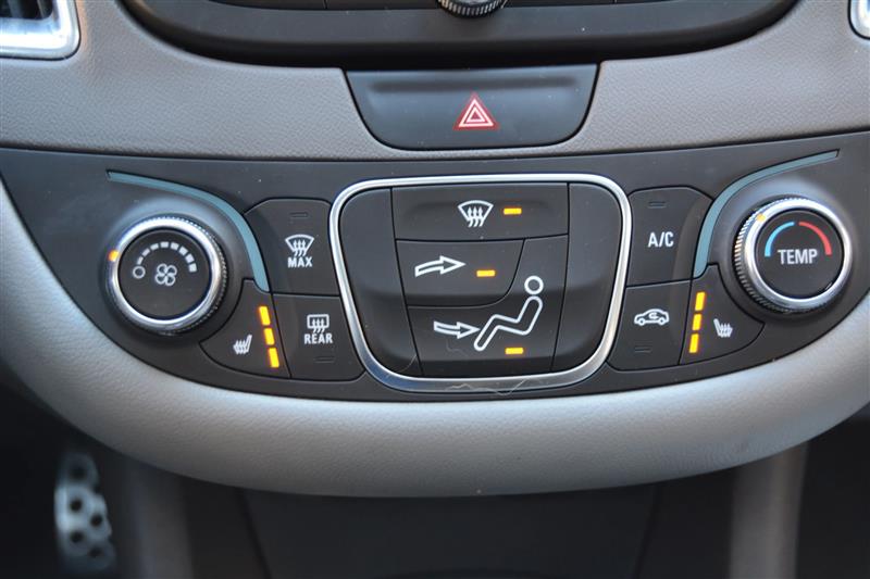 Chevrolet Malibu  2016