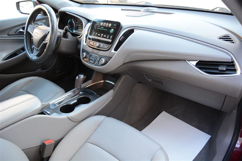 Chevrolet Malibu  2016