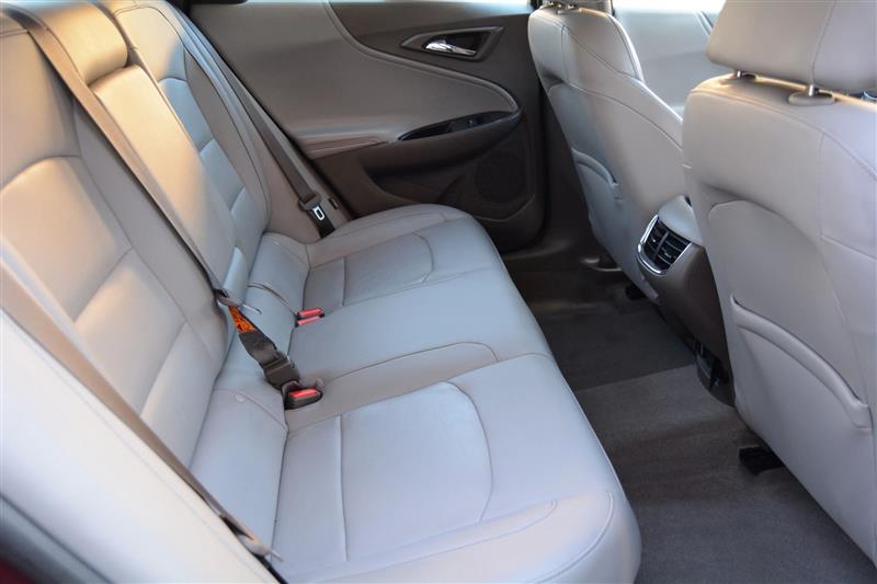 Chevrolet Malibu  2016