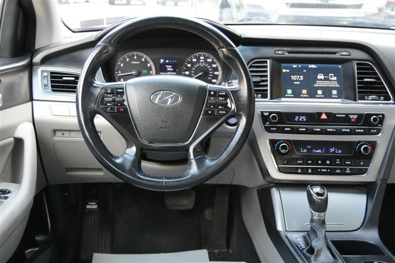 Hyundai Sonata  2016