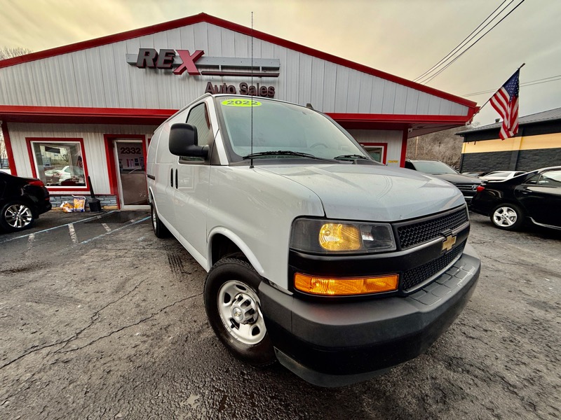 2022 Chevrolet Express Cargo Work Van's photo