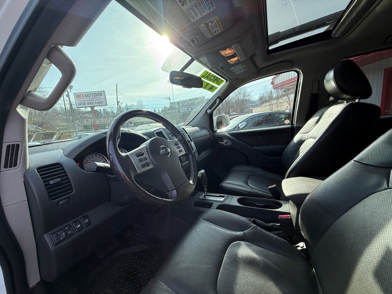 Nissan Frontier  2016