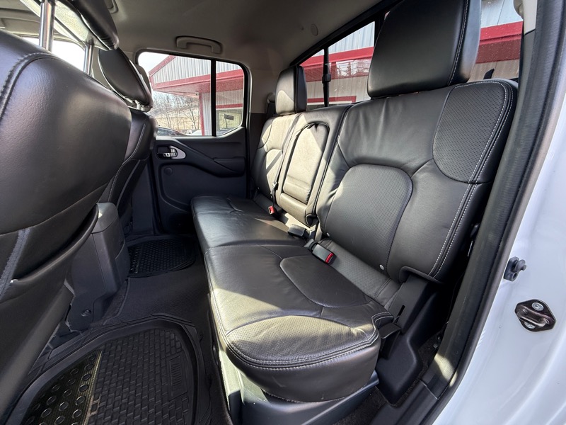 Nissan Frontier  2016