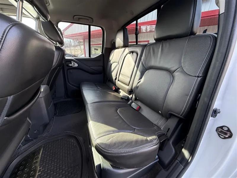 Nissan Frontier  2016