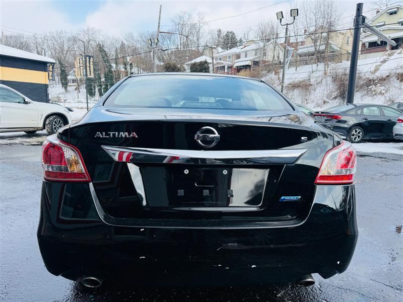 Nissan Altima  2013