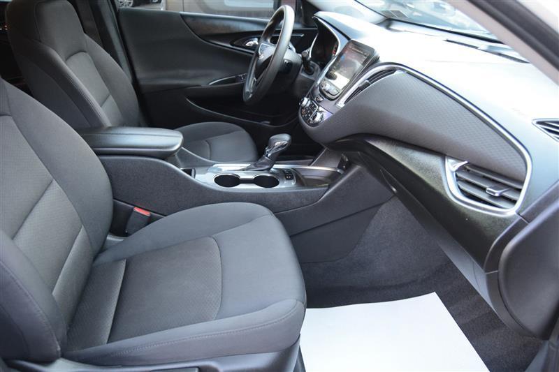 Chevrolet Malibu  2021