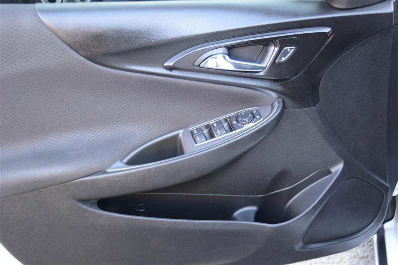 Chevrolet Malibu  2021