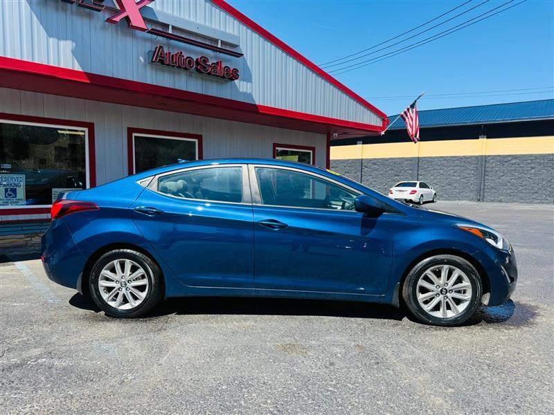 Hyundai Elantra  2016