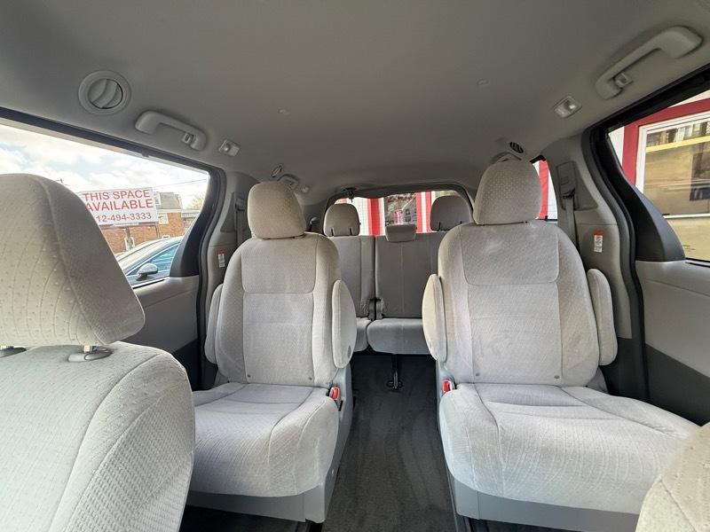 Toyota Sienna  2015