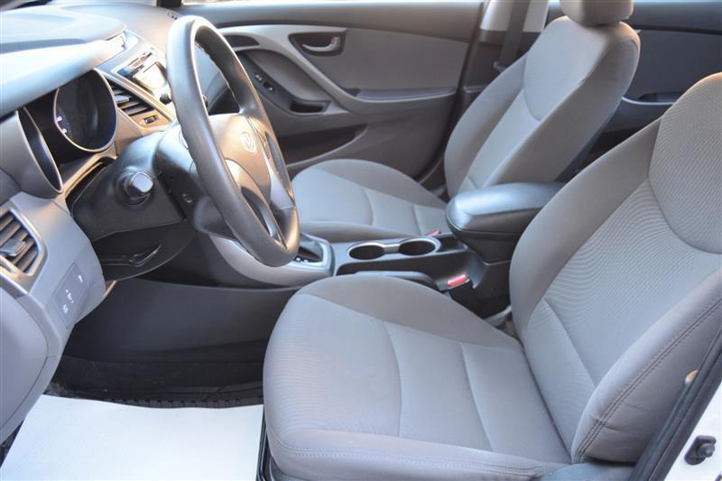 Hyundai Elantra  2016