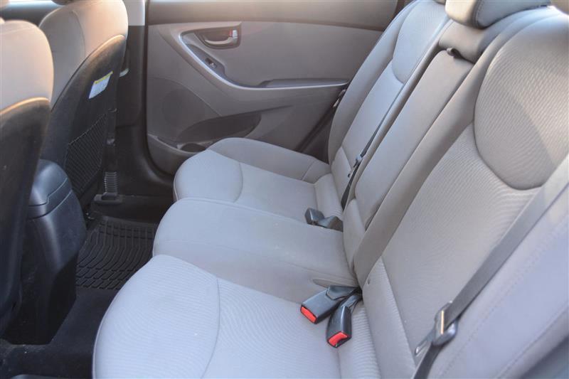 Hyundai Elantra  2016