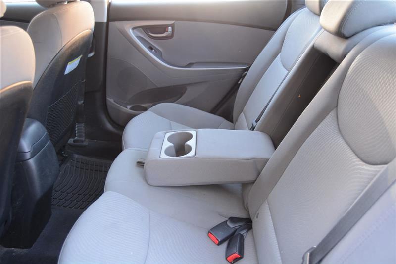 Hyundai Elantra  2016