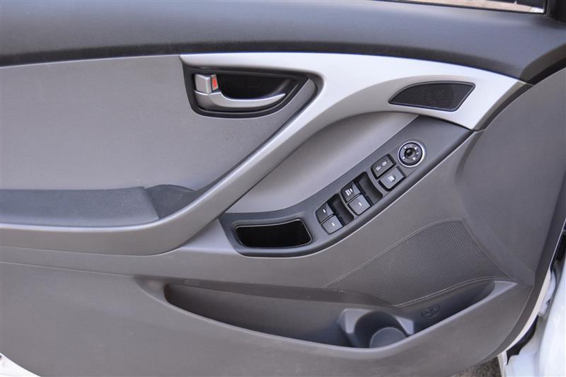 Hyundai Elantra  2016