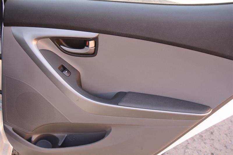 Hyundai Elantra  2016